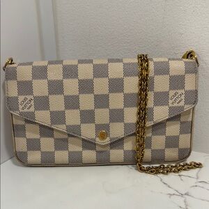 Louis Vuitton Felicie Pochette
